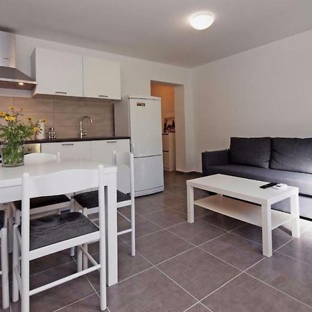 וודיצה Apartments Mare מראה חיצוני תמונה