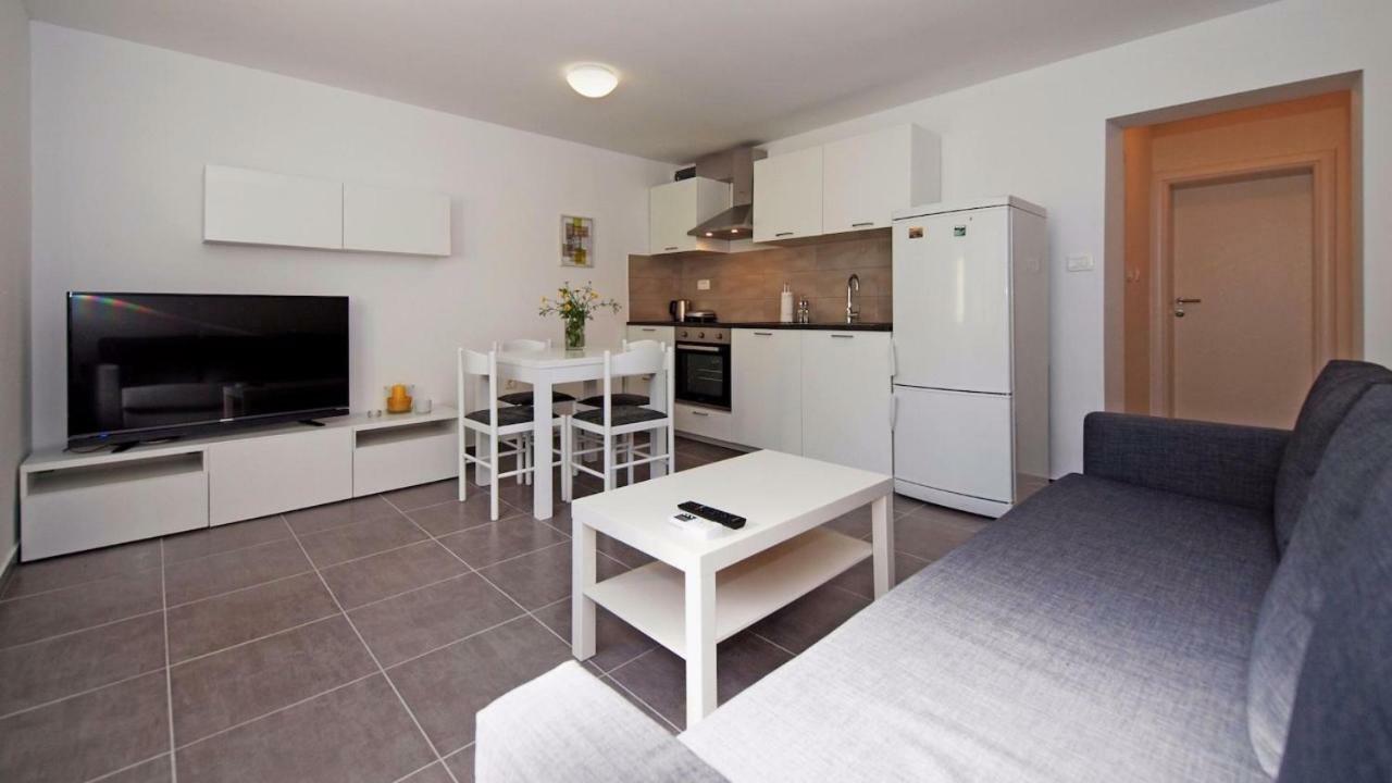 וודיצה Apartments Mare מראה חיצוני תמונה